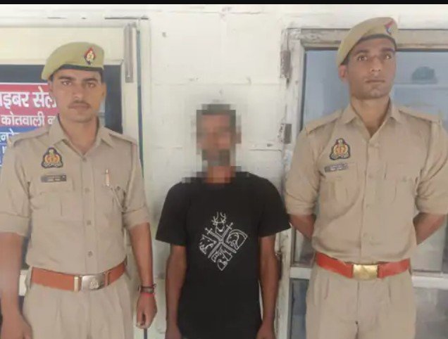 History-sheeter Akil, who had been evading the police for 15 years, was nabbed from Mandir Market; 14 cases are registered against him